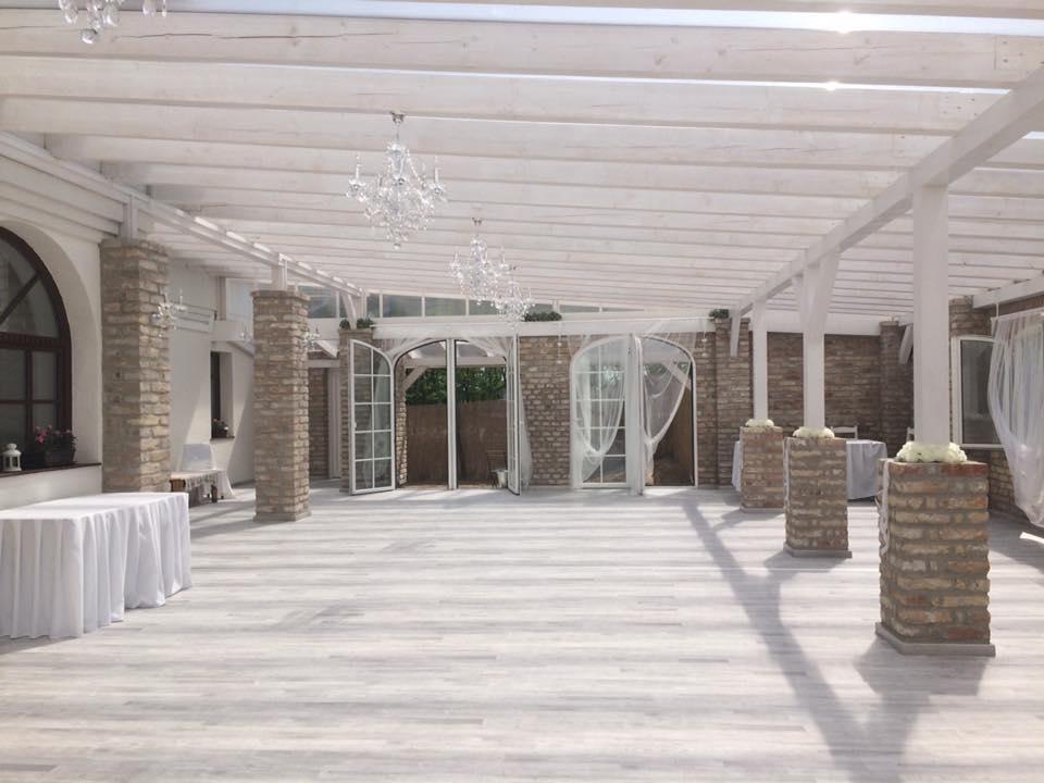 Deak Udvarhaz Otel Kakucs Dış mekan fotoğraf