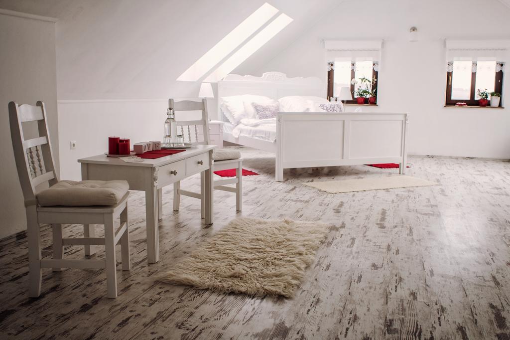 Deak Udvarhaz Otel Kakucs Oda fotoğraf
